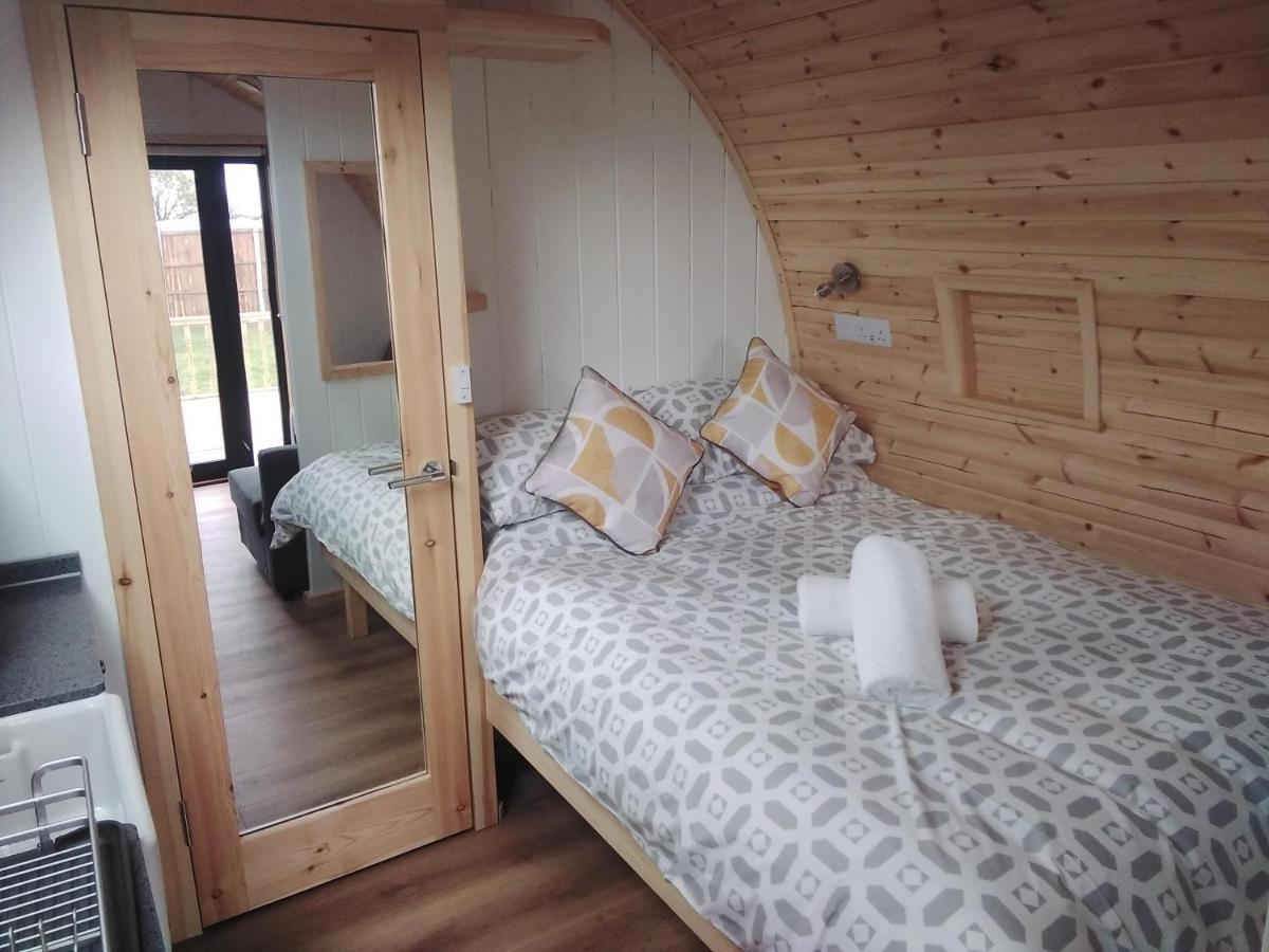 Glamping Pods 호텔 크로머 외부 사진