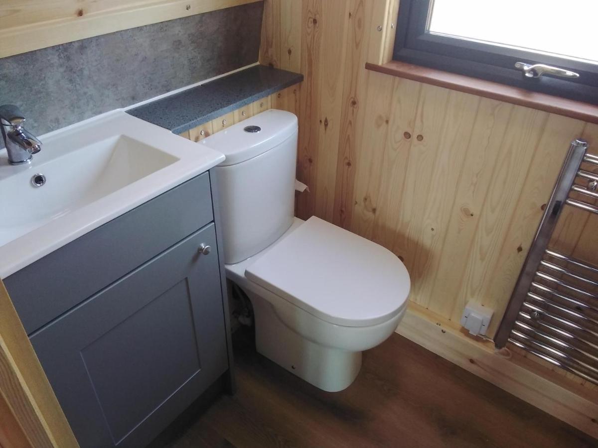 Glamping Pods 호텔 크로머 외부 사진